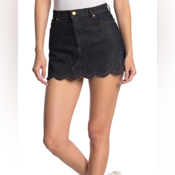Red Valentino Scalloped hem denim mini skirt size 40 - Picture 2 of 6
